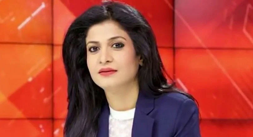 Anjana Om Kashyap - (Born 12 Jun 1975) is an Indian journalist and anchor. She is an executive editor of the Hindi news channel Aaj Tak.